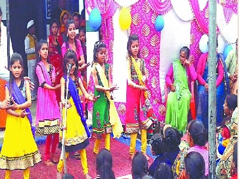rangeela rangeela desh mera rangeela